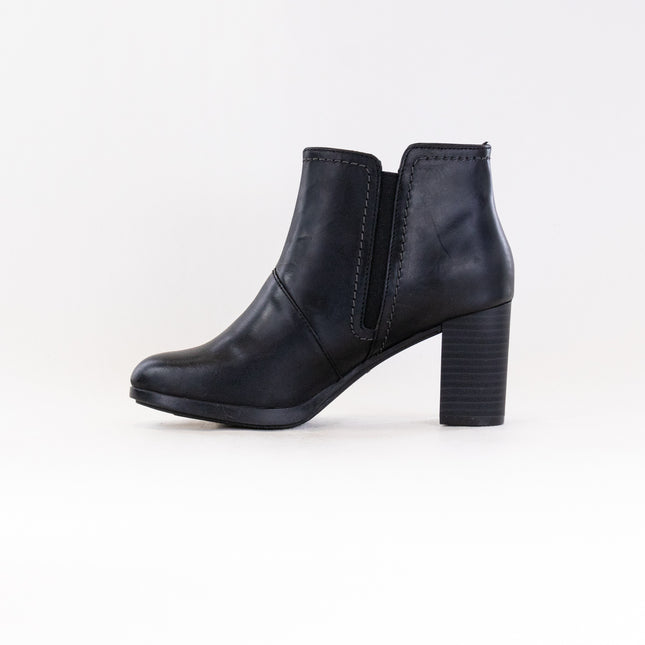 Clarks Bayla Glow (Women’s) - Black Oily Leather