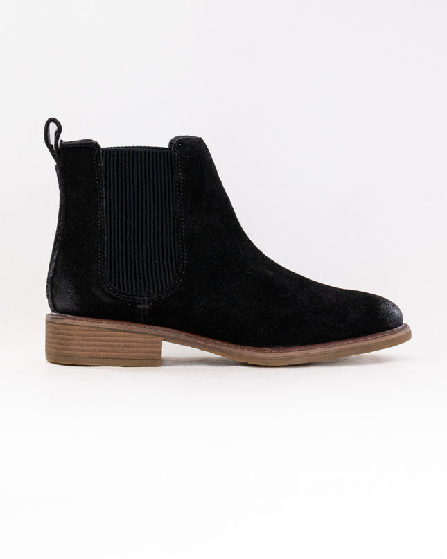 Clarks Cologne Arlo2 (Women's) - Black Suede
