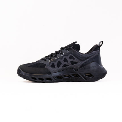 Ecco Biom 720 Sneaker (Women's) - Black