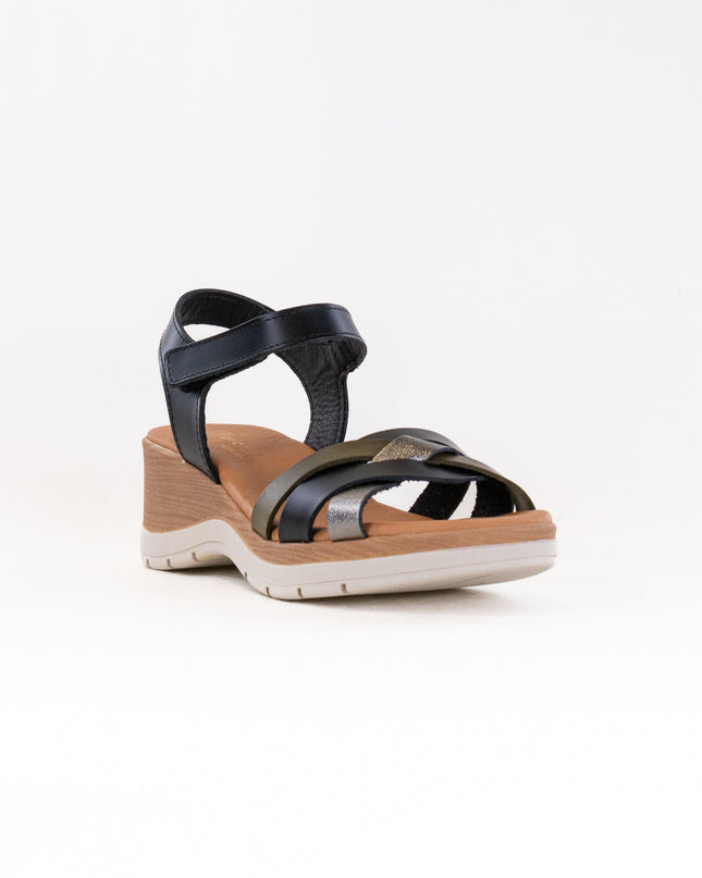 Eric Michael Lyla (Women's) - Black