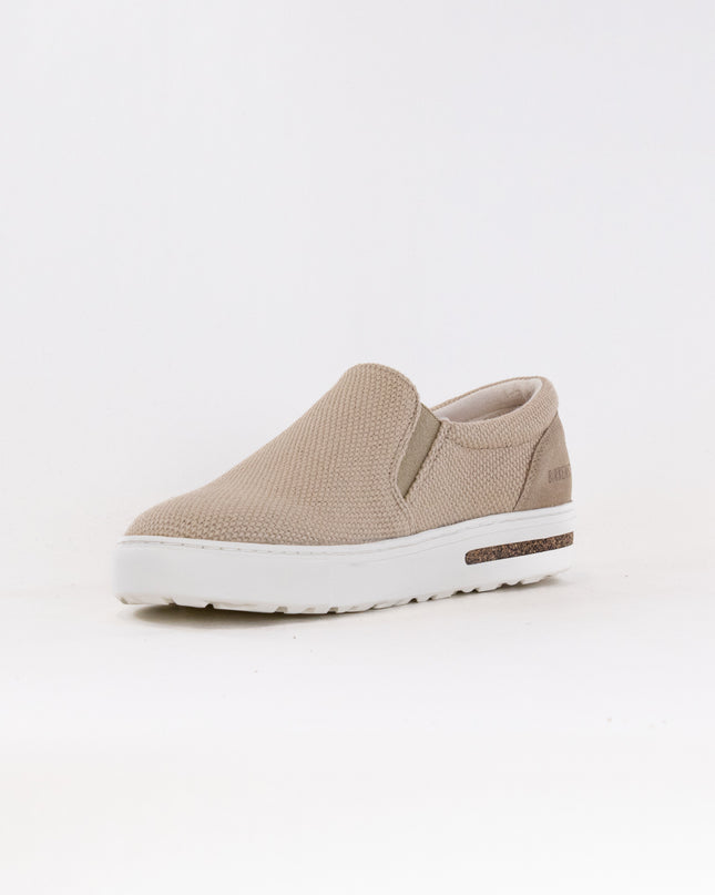Birkenstock Oswego Canvas (Women's) - Sandcastle