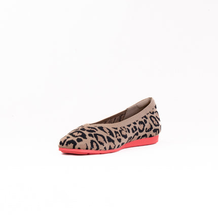 Ros Hommerson Niki (Women's) - Leopard Print Knit