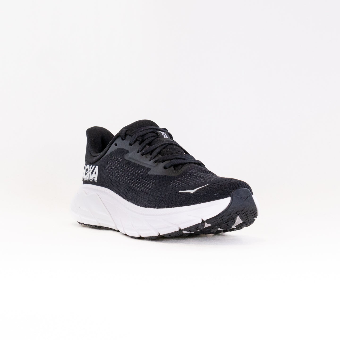 Hoka Arahi 7 (Women's) - Black/White