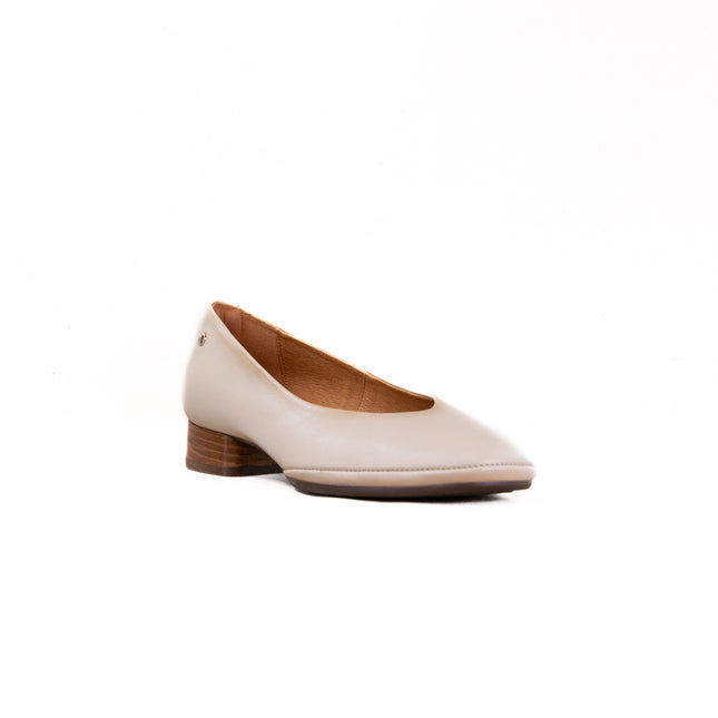 Pikolinos Ubeda HAW2N-5627 (Women's) - Marfil Leather