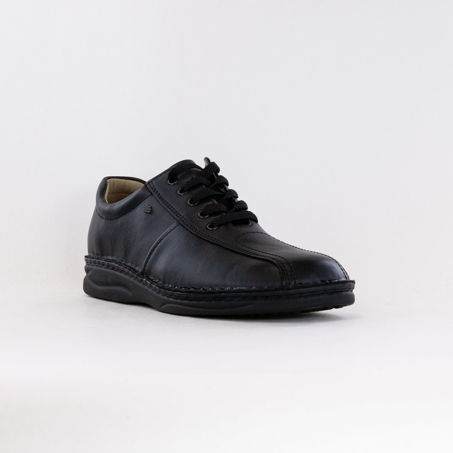 Finn Comfort Dijon (Men's) - Black Leather