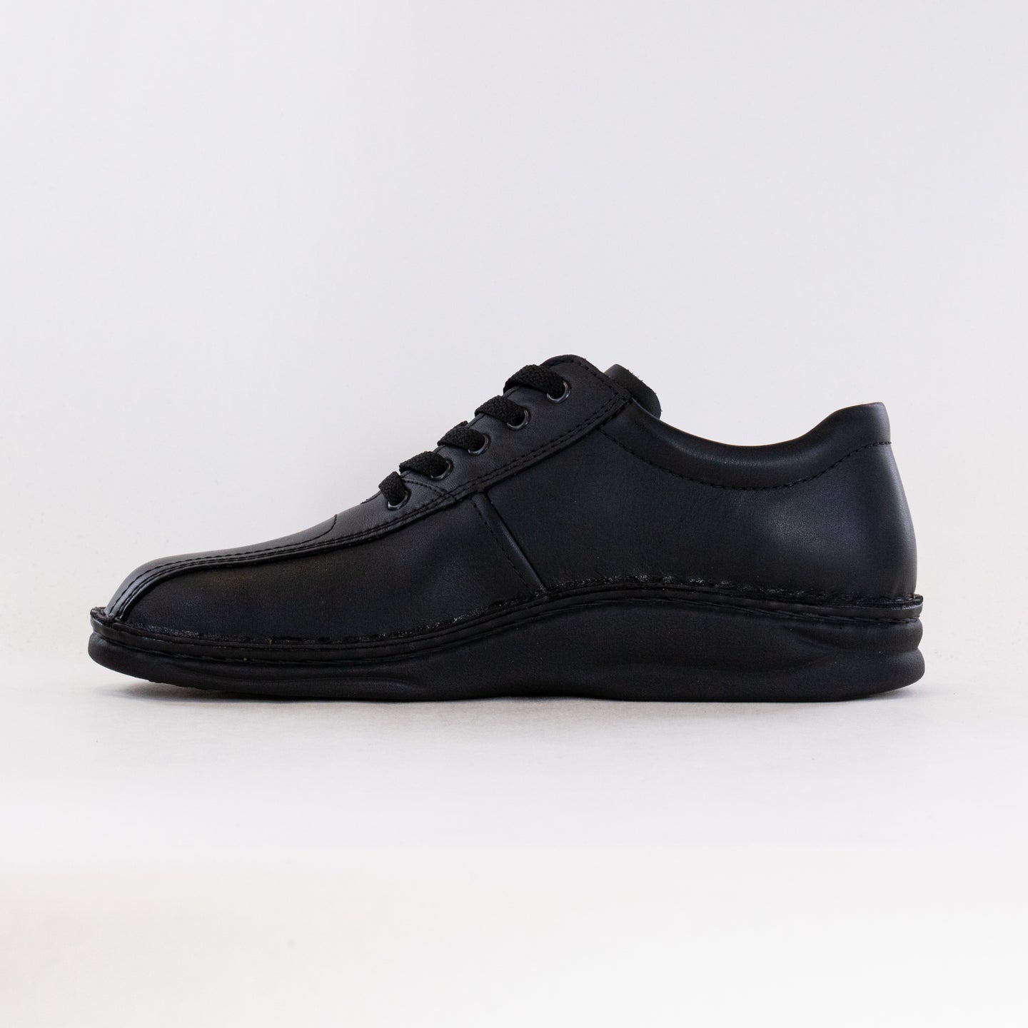 Finn Comfort Dijon (Men's) - Black Leather