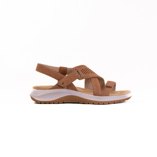 Clarks Maelynn Gem (Women's) - Tan Nubuck