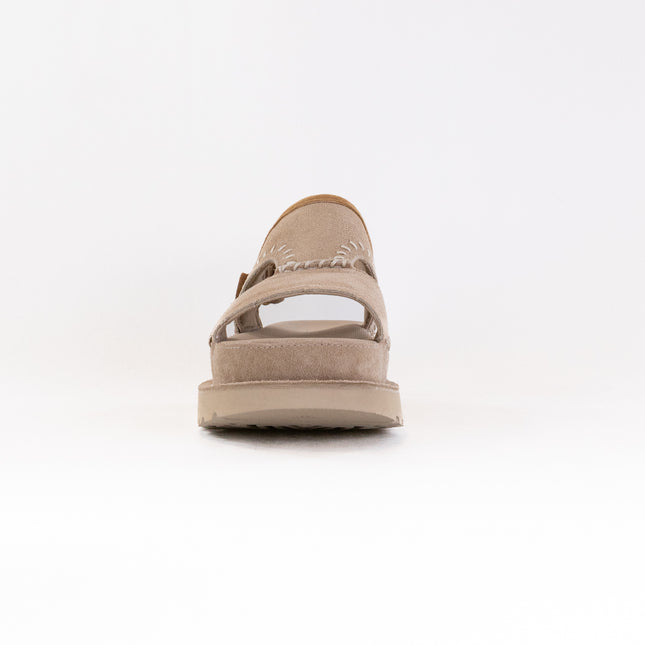 UGG Goldenstar Regenerate (Women's) - Sand