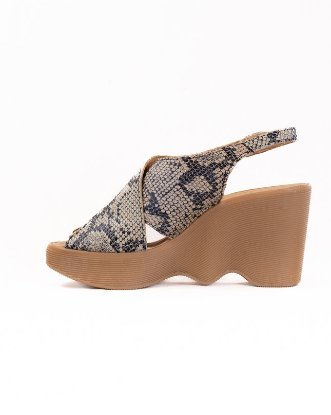 Famolare Cross Your Heart (Women's) - Serpent Leather