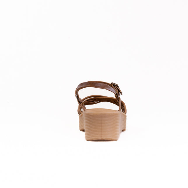 Famolare Strappy Camper (Women's) - Earth Leather