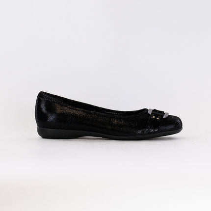 Trotters Sizzle Signature Flat (Women's) - Black Patent Suede