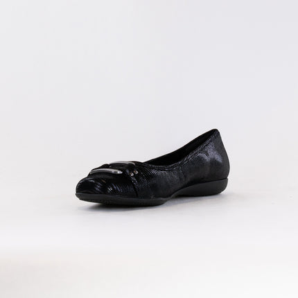 Trotters Sizzle Signature Flat (Women's) - Black Patent Suede