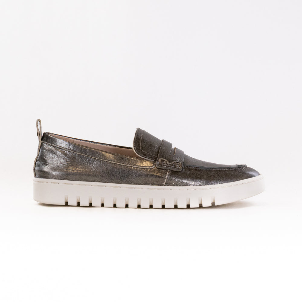 Vionic Uptown Loafer (Women's) - Gunmetal