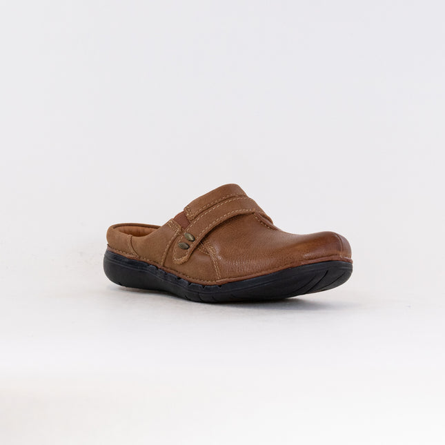 Clark's Un Loop Ease (Women's) - Dark Tan Leather