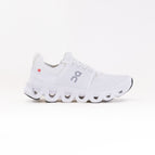 5.5 / Medium (B) / White/White