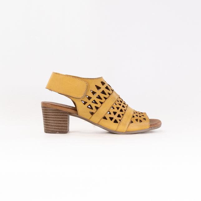 Spring Step Dorotha (Women's) - Yellow