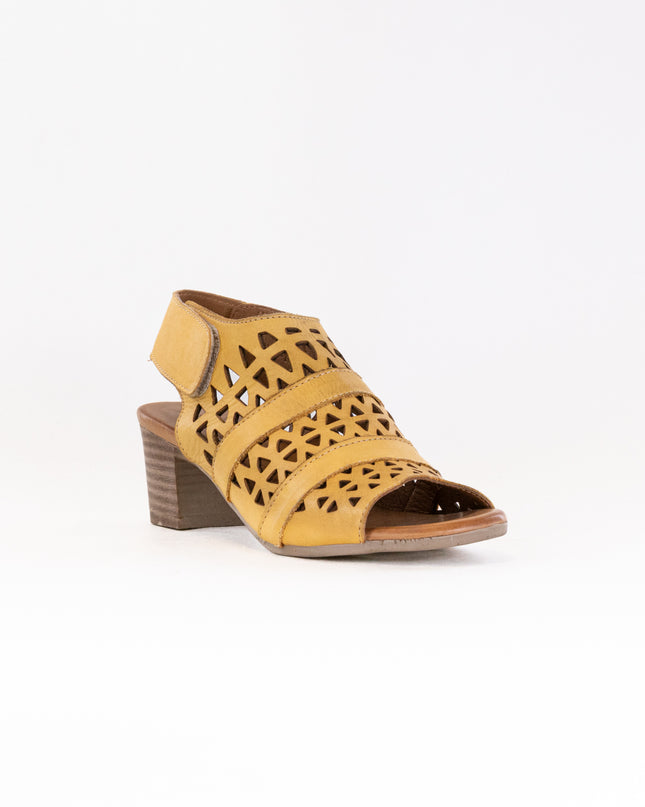 Spring Step Dorotha (Women's) - Yellow