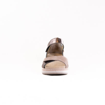 Suave Trofa (Women's) - Sandy/Golden