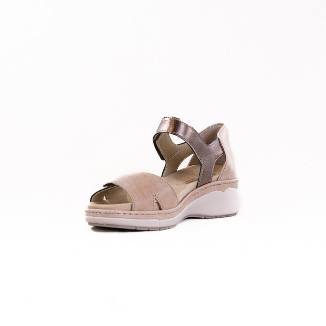 Suave Trofa (Women's) - Sandy/Golden