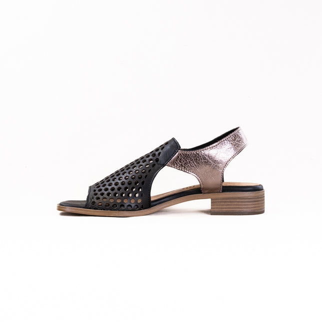 Spring Step Gosset (Women's) - Black Multi