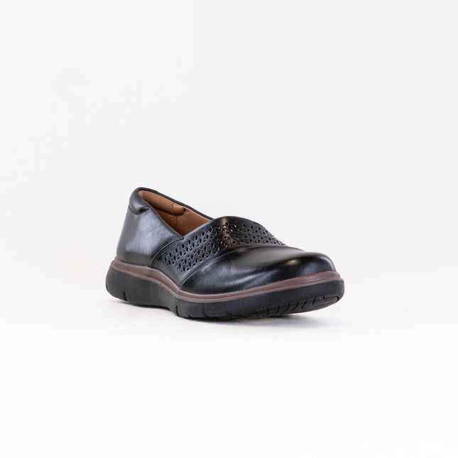 Clarks Certina Edge (Women's) - Black Leather