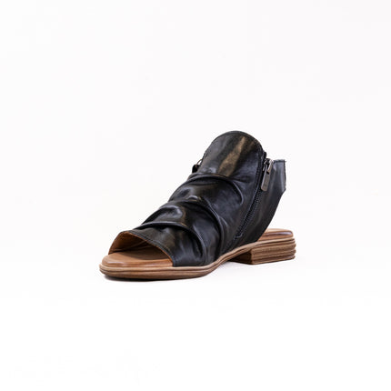 Spring Step Jalaya (Women's) - Black