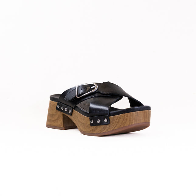 Clarks Sivanne Walk (Women's) - Black Leather