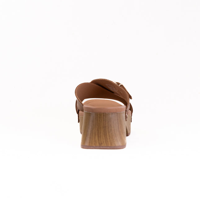 Clarks Sivanne Walk (Women's) - Tan Leather