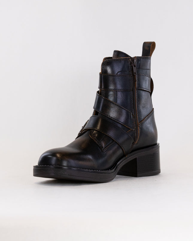 Eric Michael Brooklyn (Women's) - Brown Distressed