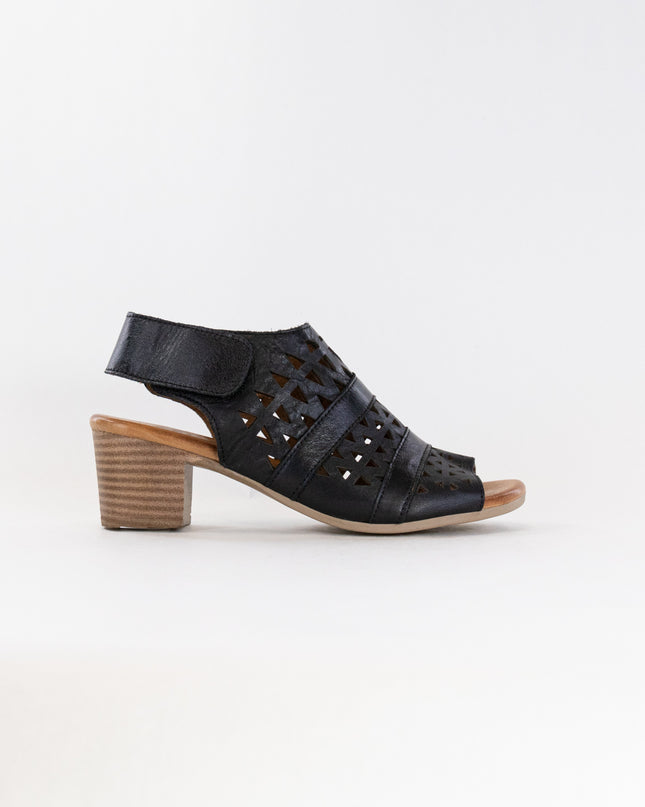 Spring Step Dorotha (Women's) - Black