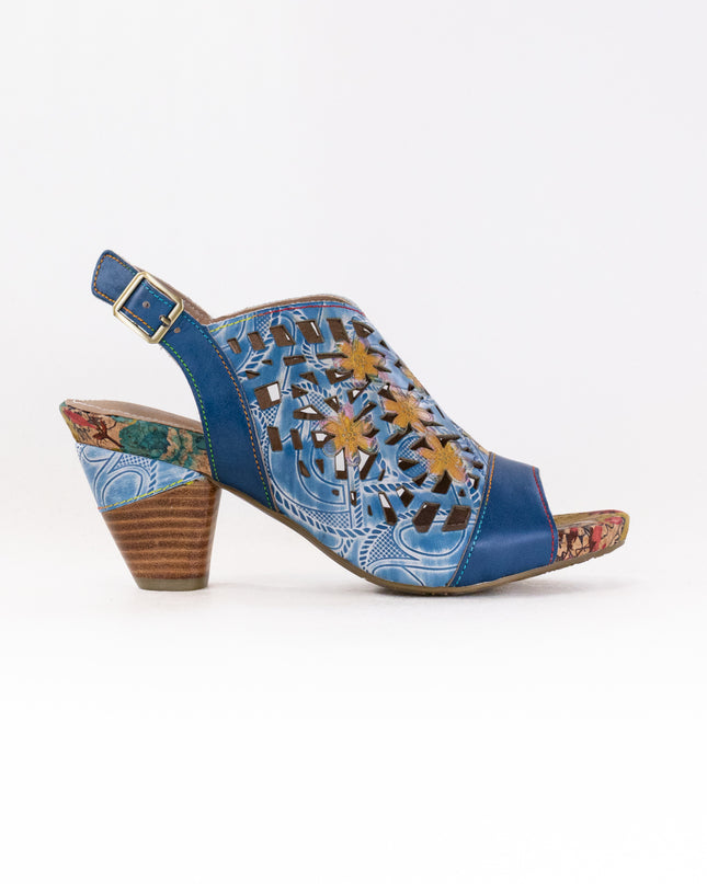 L'Artiste Eclipsing (Women's) - Blue Multi