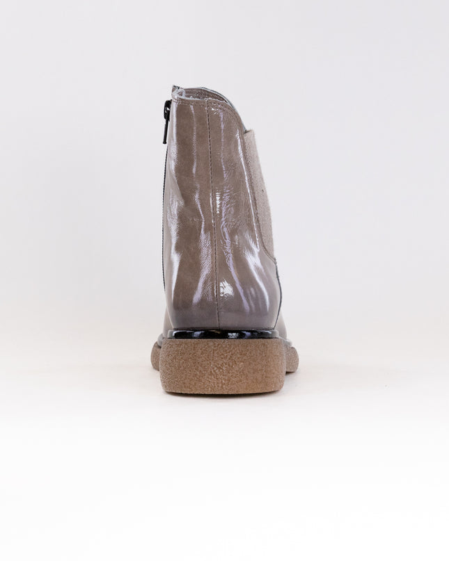 Eric Michael Garda (Women's) - Taupe