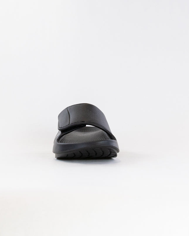 OOFOS OOahh Sport Flex Sandal (Unisex) - Matte Black
