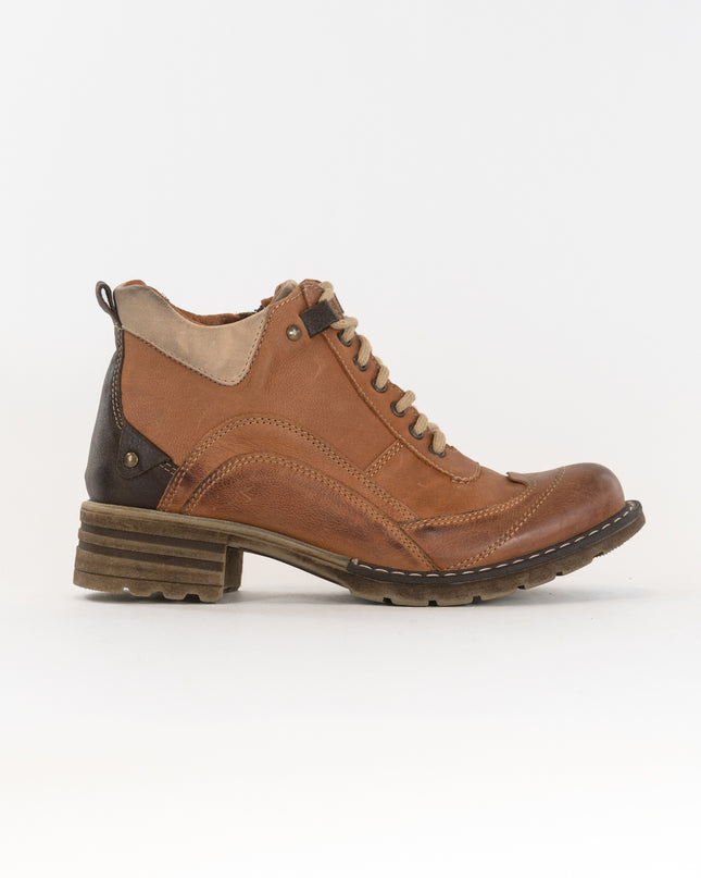 V-Italia 1162 Giovanne (Women's) - Camel