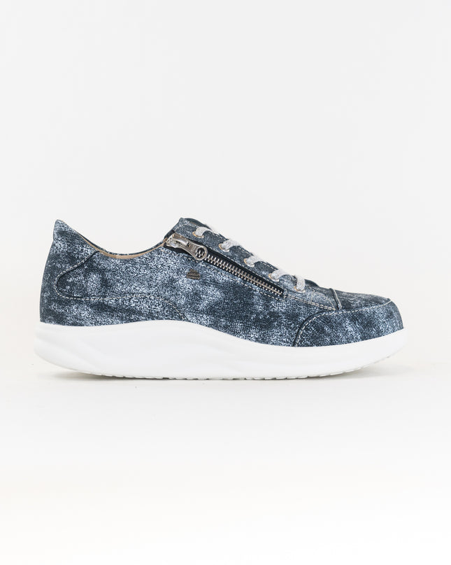 Finn Comfort Hachiouji (Women's) - Marine Isotta