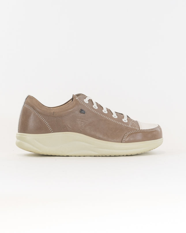 Finn Comfort Ikebukuro (Women's) - Taupe