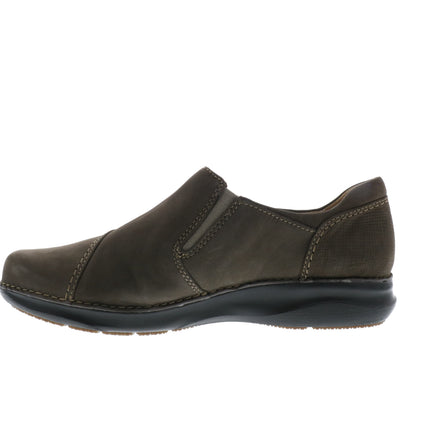 Clarks Appley Zip (Women's) - Taupe Nubuck