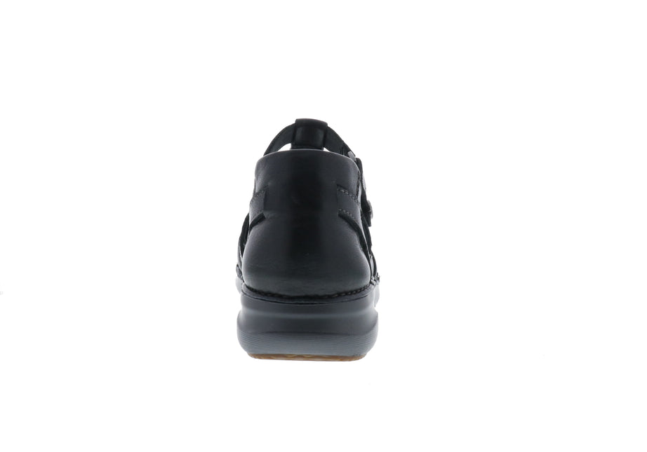 Clarks Appley Way (Women's) - Black Leather