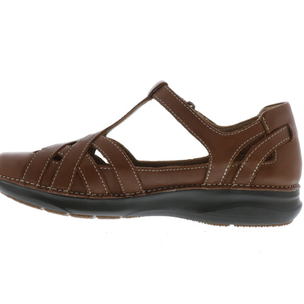 Clarks Appley Way (Women's) - Dark Tan Leather