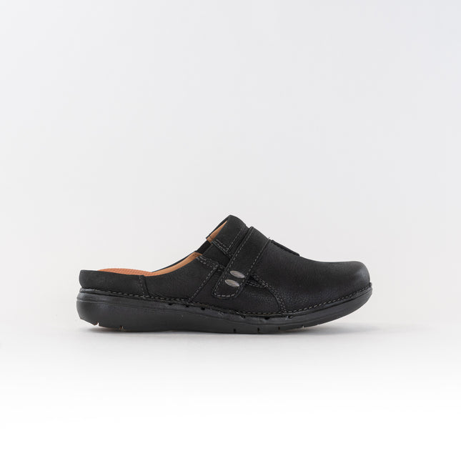 Clark's Un Loop Ease (Women's) - Black Leather