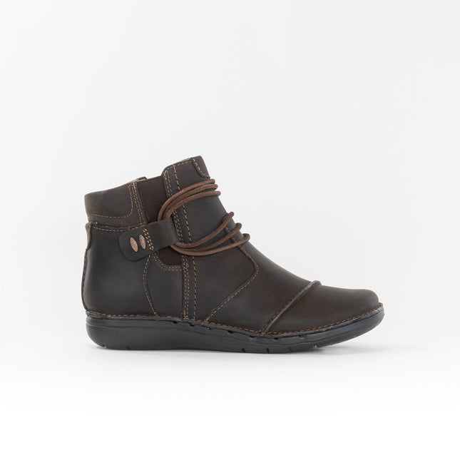 Clark's Un Loop Up (Women's) - Dark Brown Leather