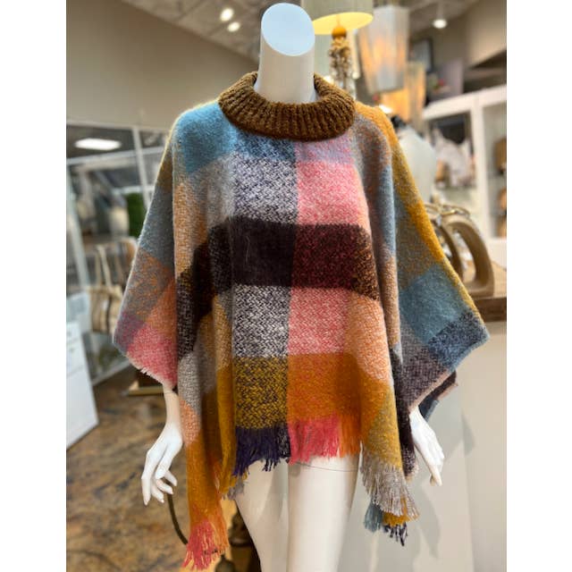PRETTY PERSUASIONS Dancing Sky Poncho