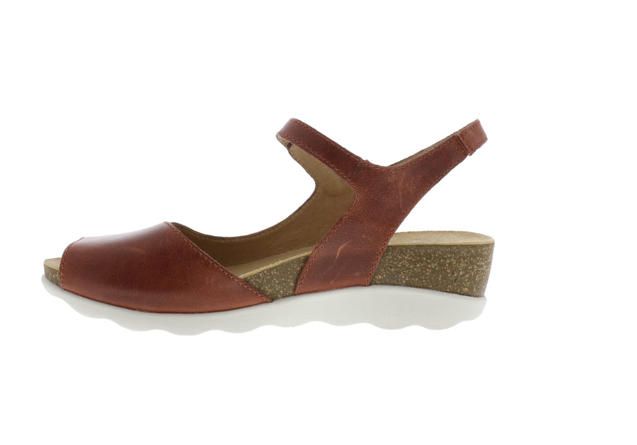 Dansko Marcy (Women's) - Chili Leather