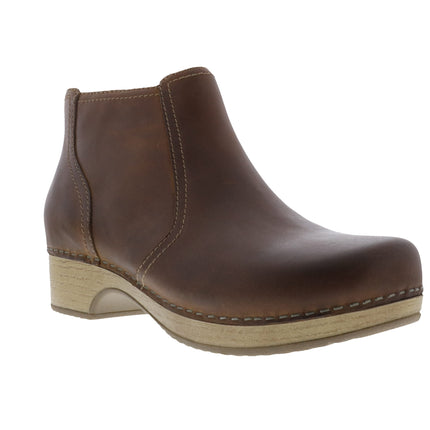 Dansko Barbara (Women's) - Tan Leather