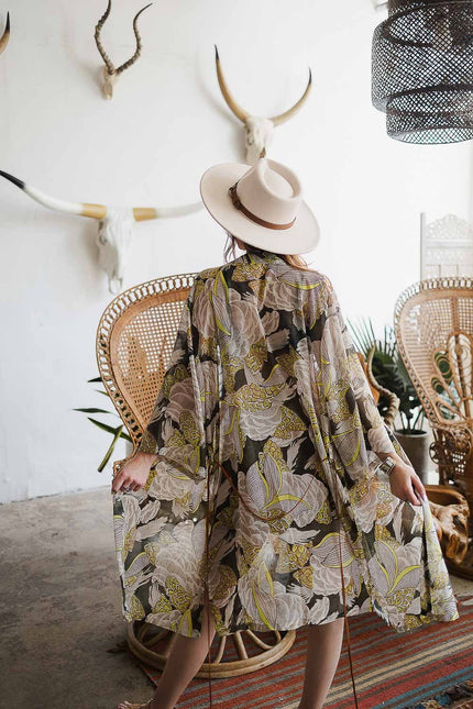 Ikebana Print Kimono W/Skinny Suede Tie Belt