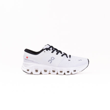 On Cloud X 5 (Women's) - White/Black