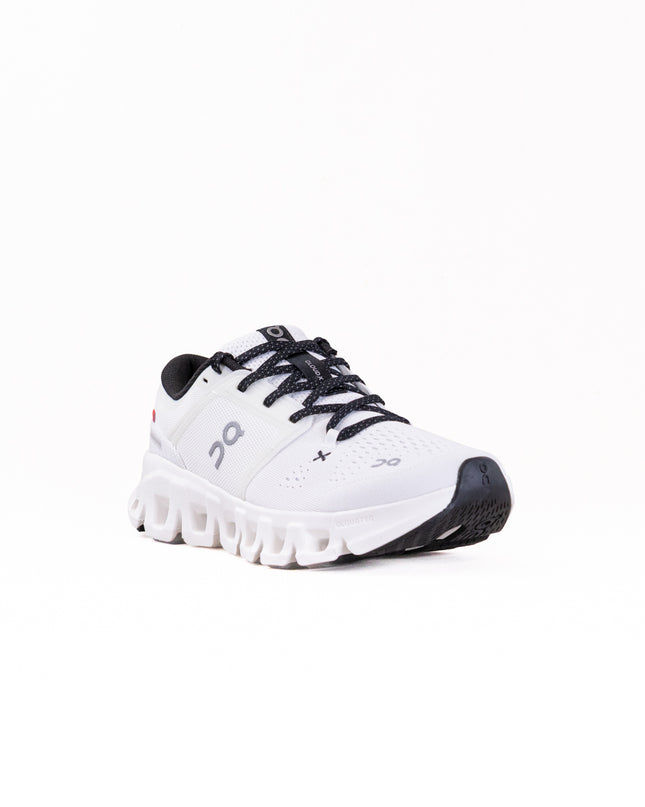 On Cloud X 5 (Women's) - White/Black