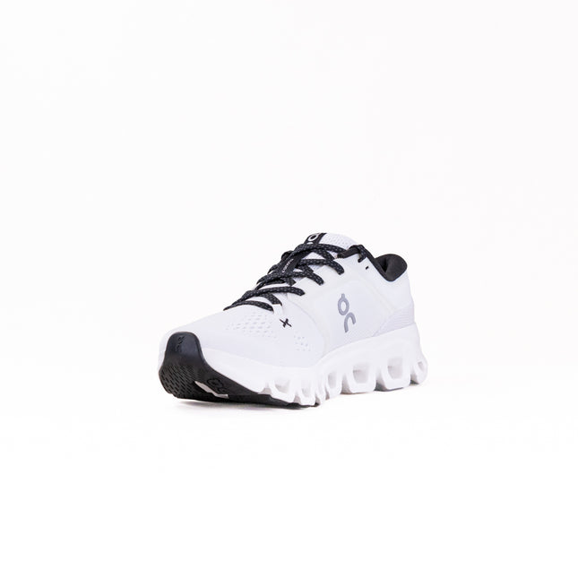 On Cloud X 5 (Women's) - White/Black