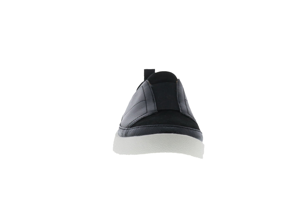 Vionic Zinah Slip On Sneaker (Women's) - Black