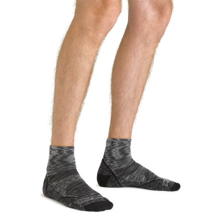 Darn Tough Light Hiker Quarter Lightweight Hiking Sock (Women's)